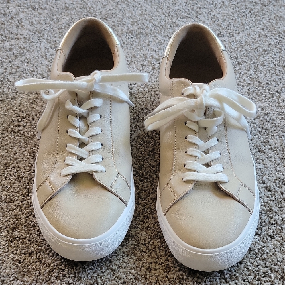 Lucky Brand Sneakers